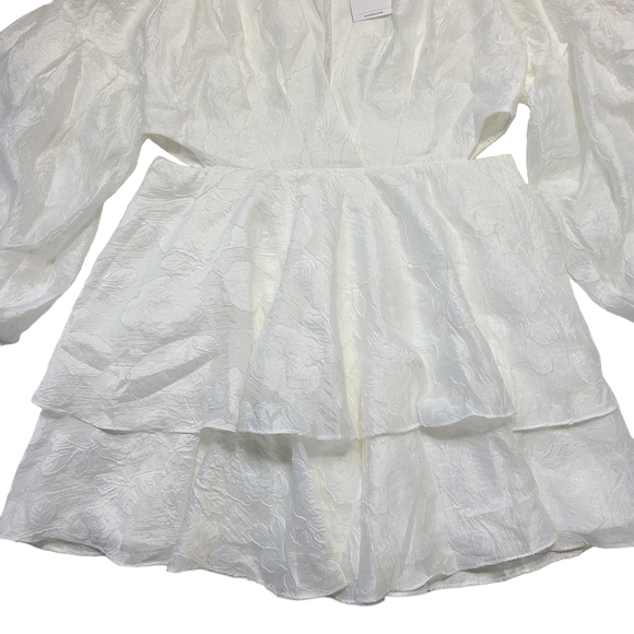 Showpo. Allea Jacquard V Neck Balloon Sleeve Tiered Mini Dress White - Picture 3 of 8